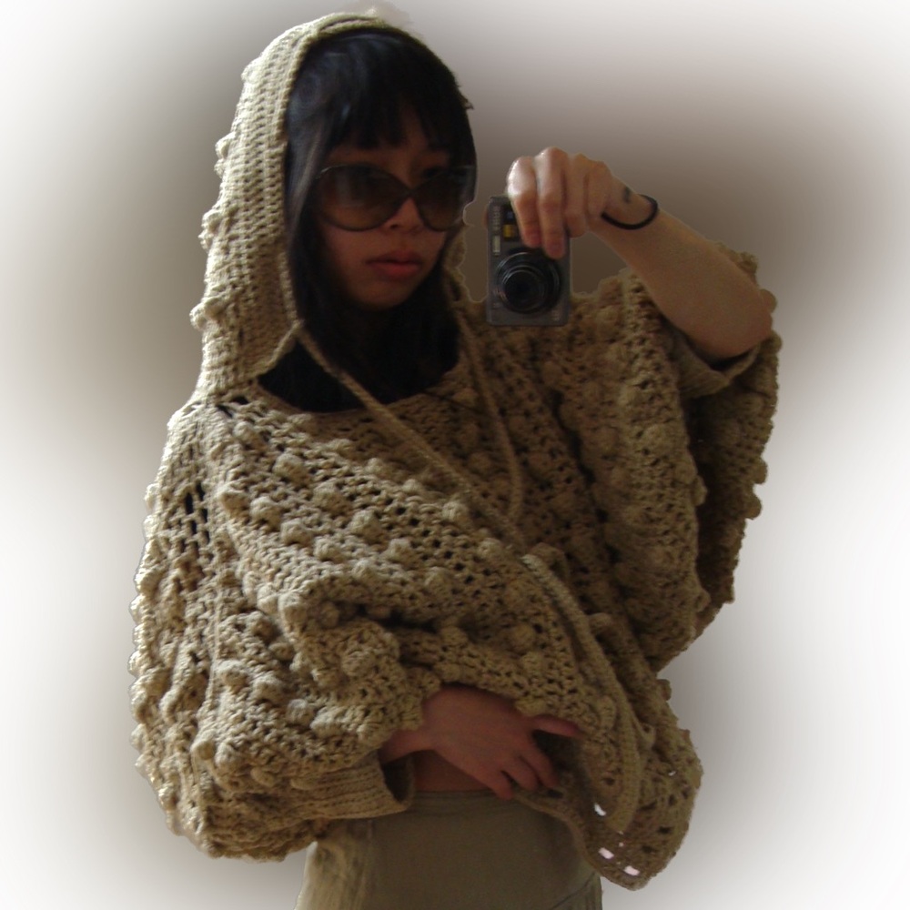 Hand knit hoodie from Japan - OS